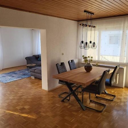 Zentrale, Helle Ferienwohnung Крайлсхайм Екстериор снимка